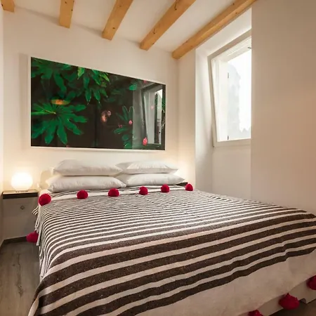 Stube 4 Apartment