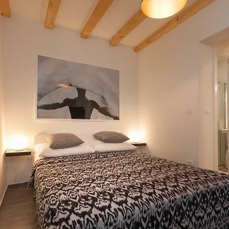 Apartment Stube 4 *
